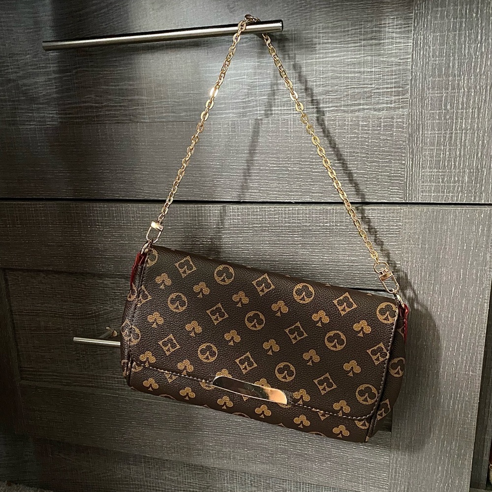 NEW Chic Brown Vegan Leather Gold Chained Fashion Bag
